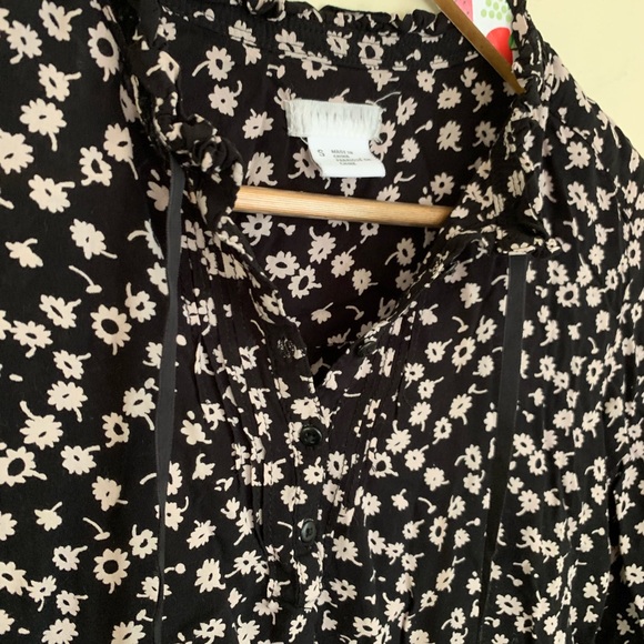 Urban Outfitters Floral print long sleeve crop top - Picture 3 of 7